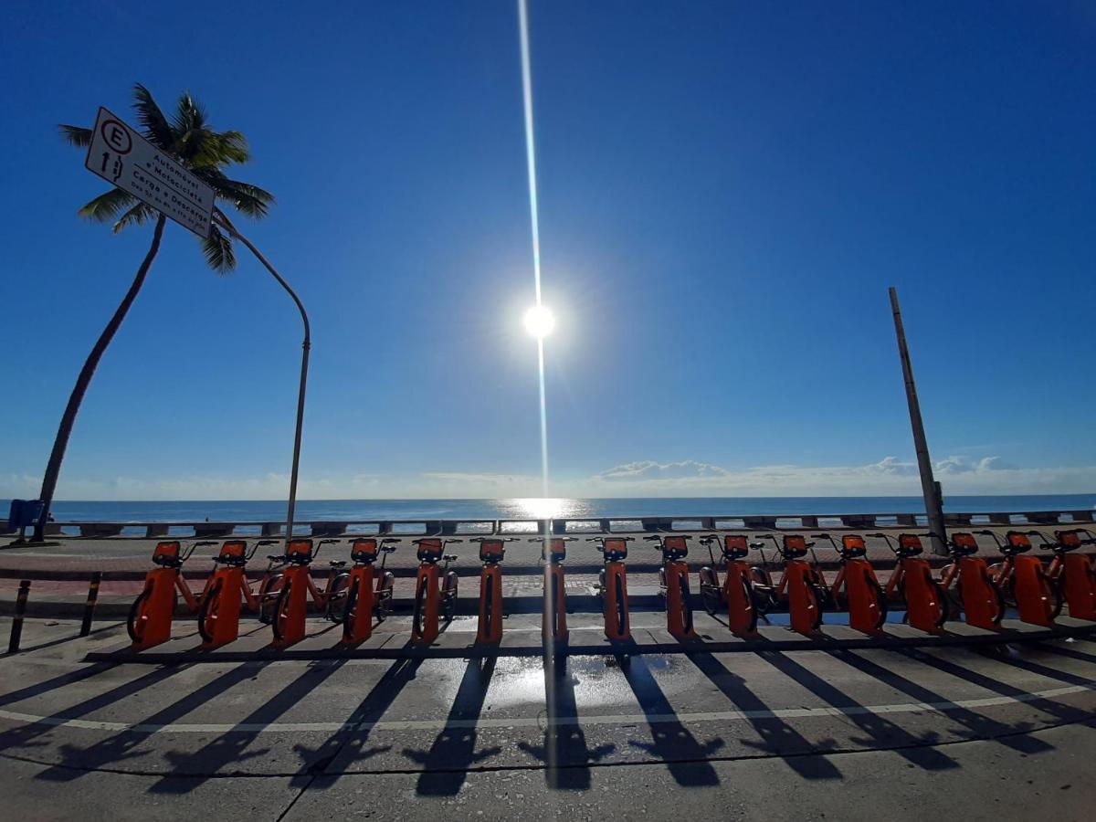 Kitinete Avenida Boa Viagem Hotel เฮซิเฟ ภายนอก รูปภาพ